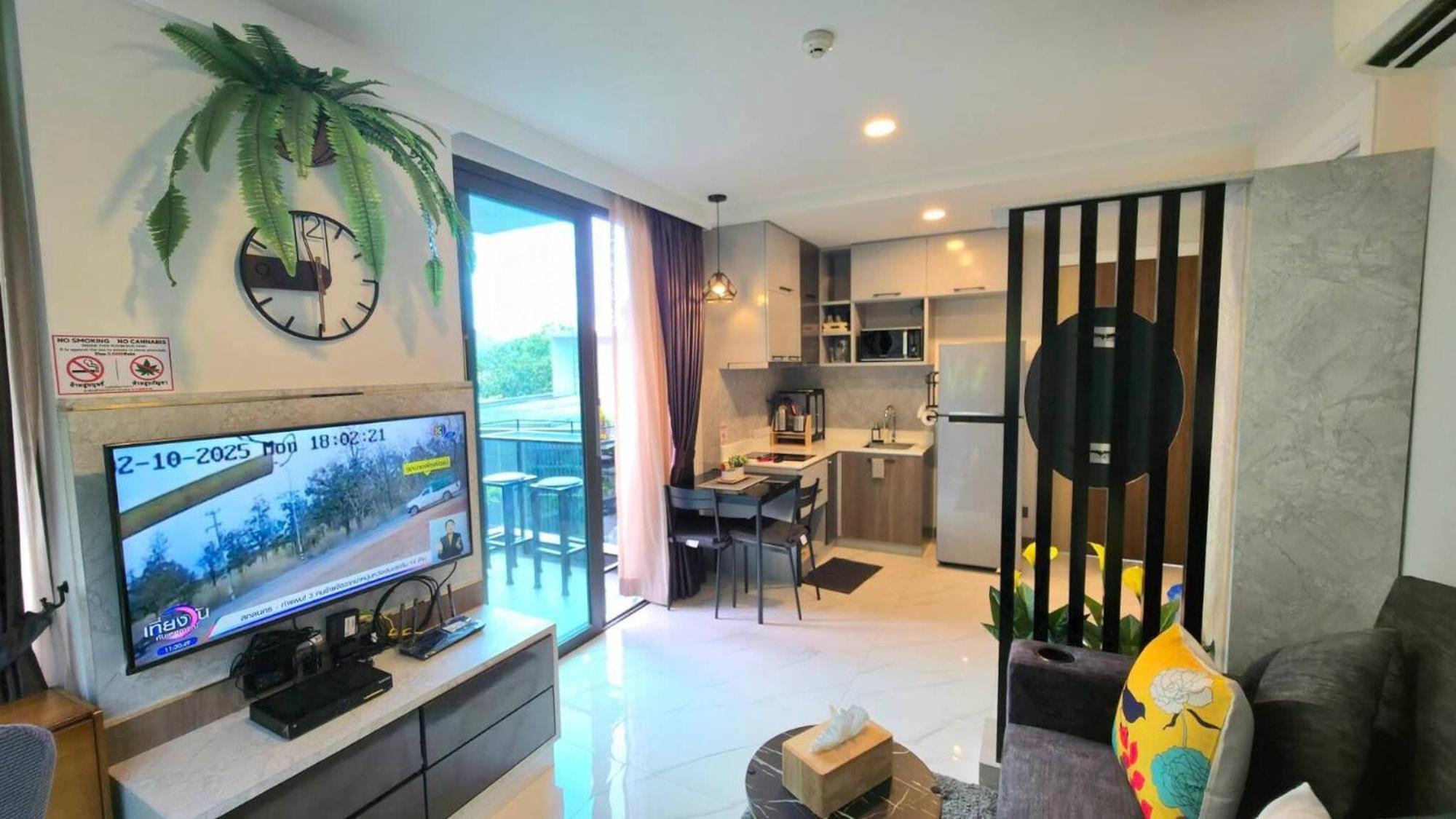 Room In Apartment - A301- Forest View Corner Unit 1Br-1Bath Ao Nang Exteriör bild